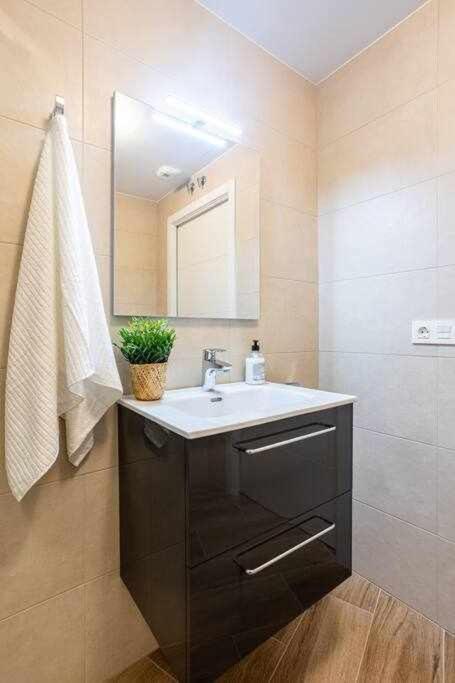 Coimbra Etxea Precioso Piso Recien Estrenado Apartment Bermeo Exterior photo